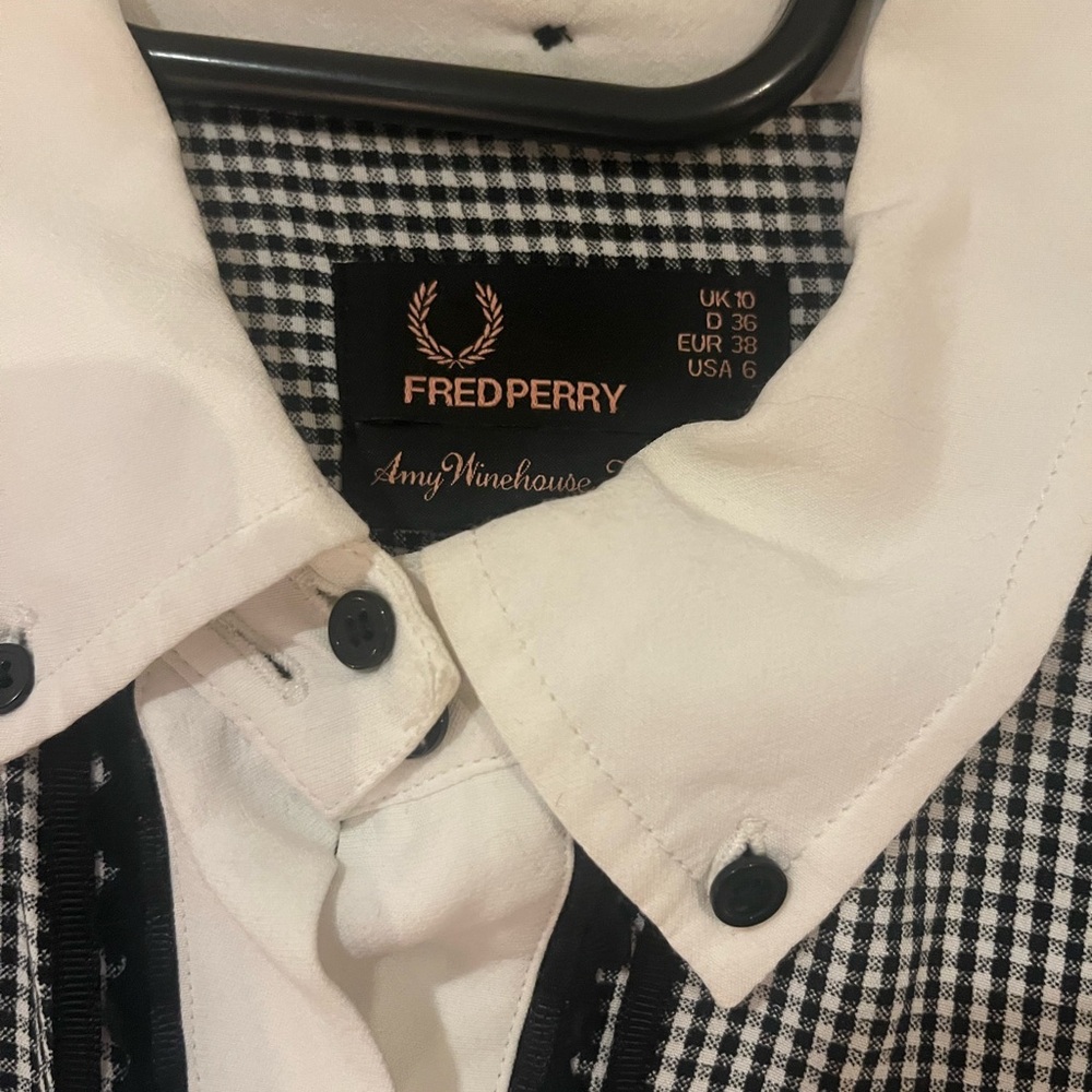 FRED PERRY AMY WINEHOUSE COLLAB - Picture 3 of 4